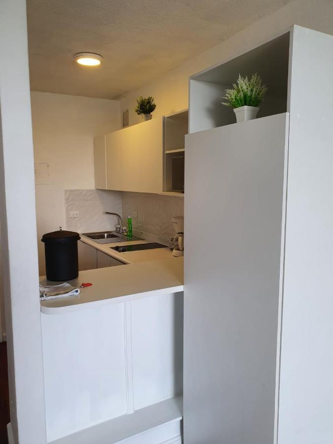 Apartamento Avenida Reforma Ciudad De Guatemala Esterno foto